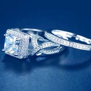 Princess-Cut Bridal Ring Set